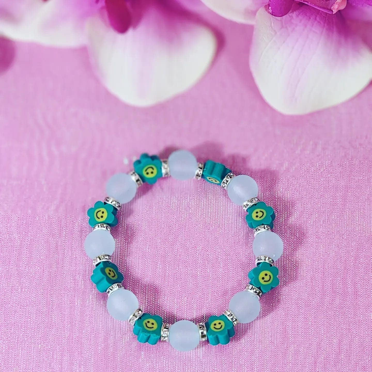 Stretchable "Smiley" flower beaded kids/ Colorful Toddler's Bracelets