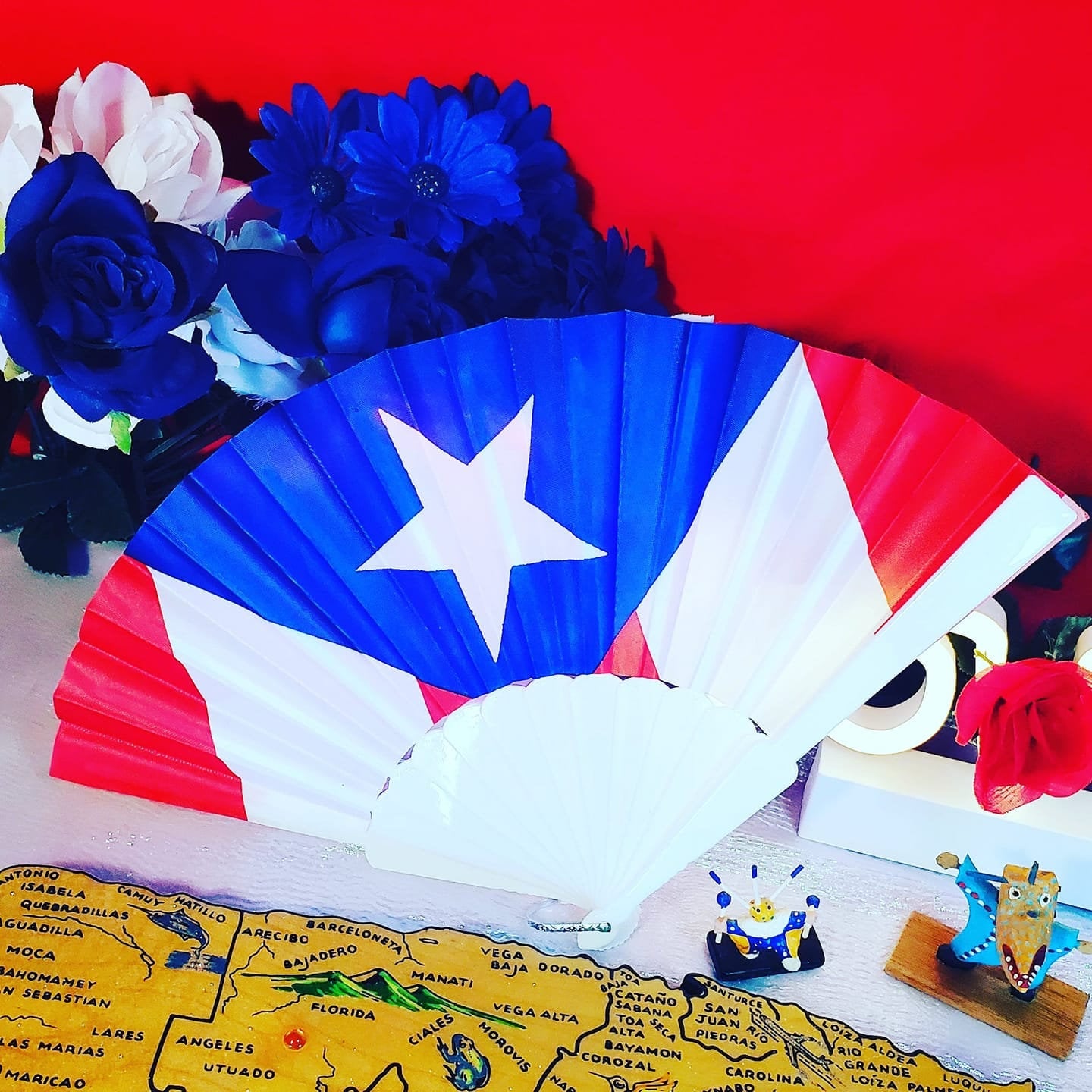Puerto Rico Flag Hand fan (9 inches tall)