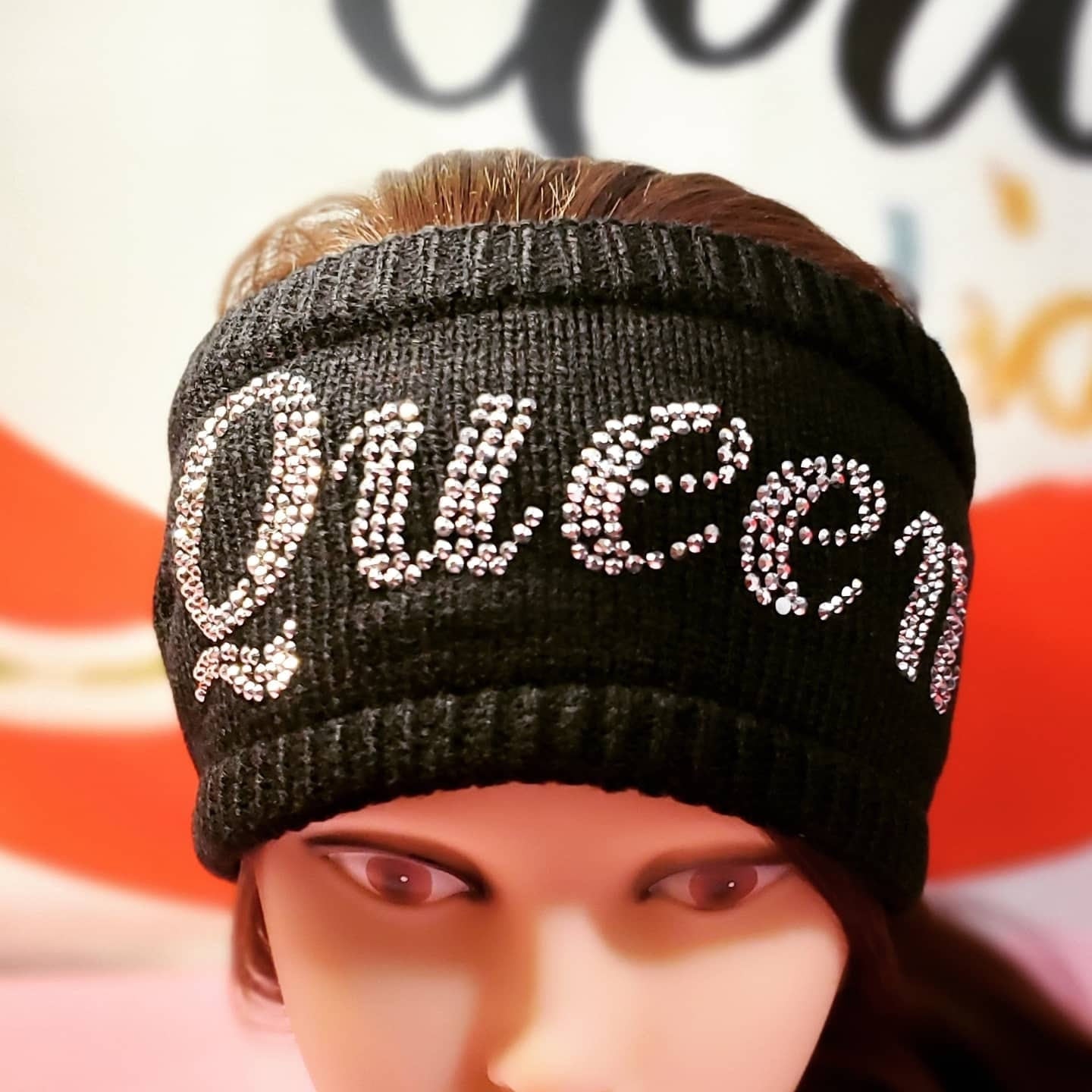 Winter Head "Queen" Cover