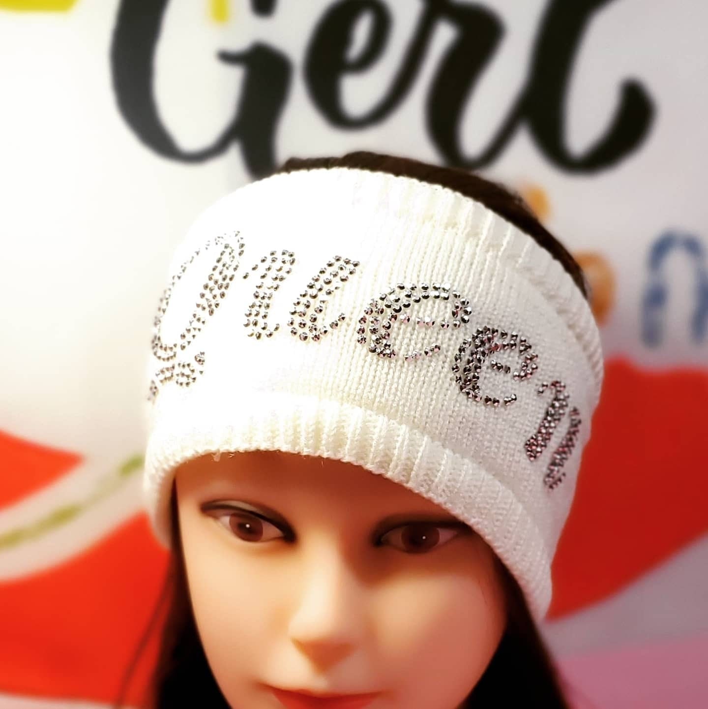 Winter Head "Queen" Cover