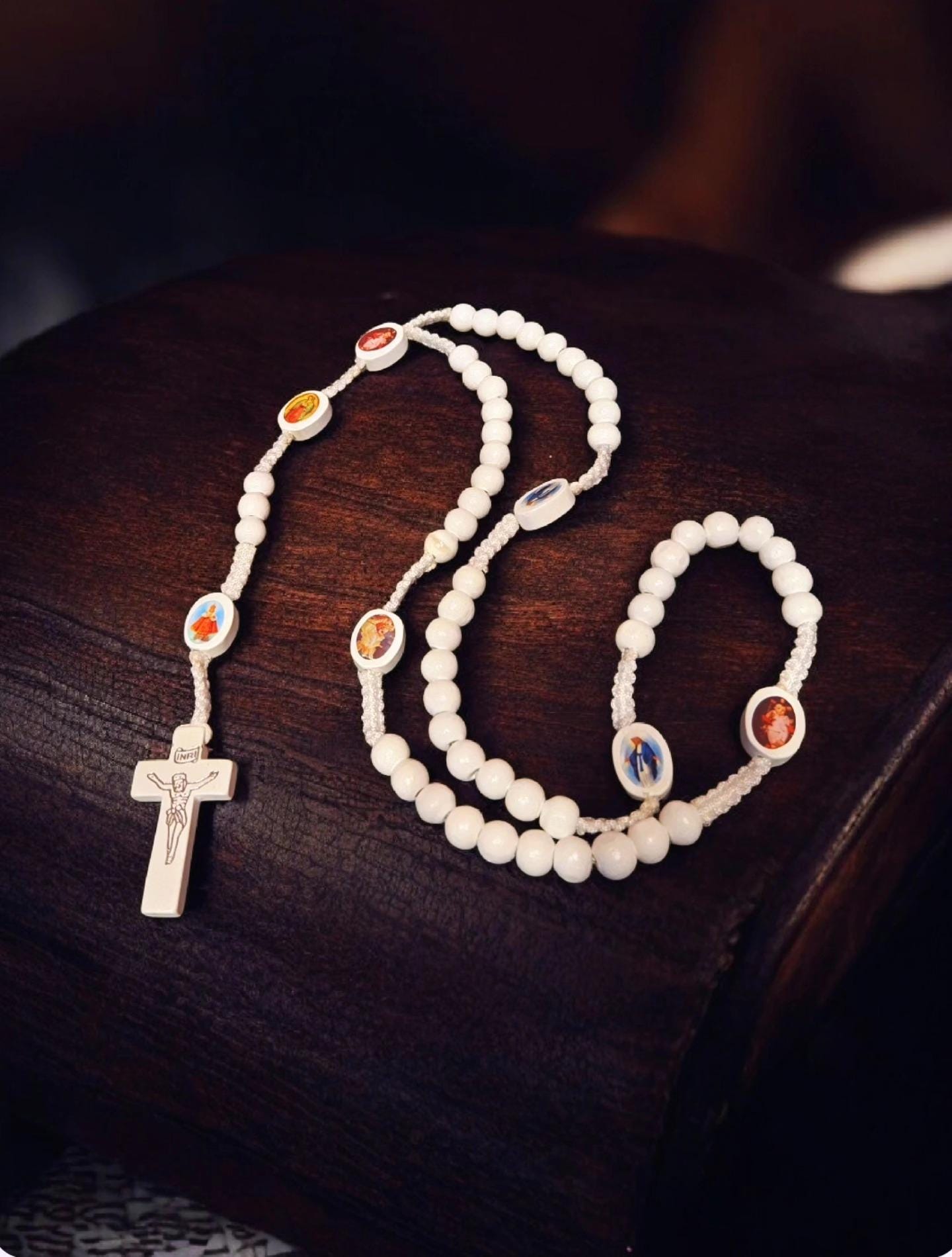 Beaded Rosary/Rosario