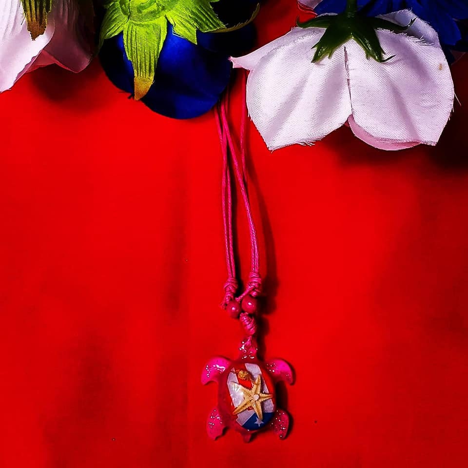 Turtle Necklace, Puerto Rico Flag with starfish and crab design.