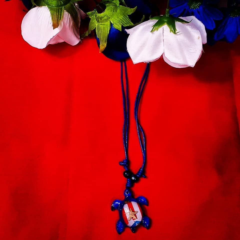 Turtle Necklace, Puerto Rico Flag with starfish and crab design.