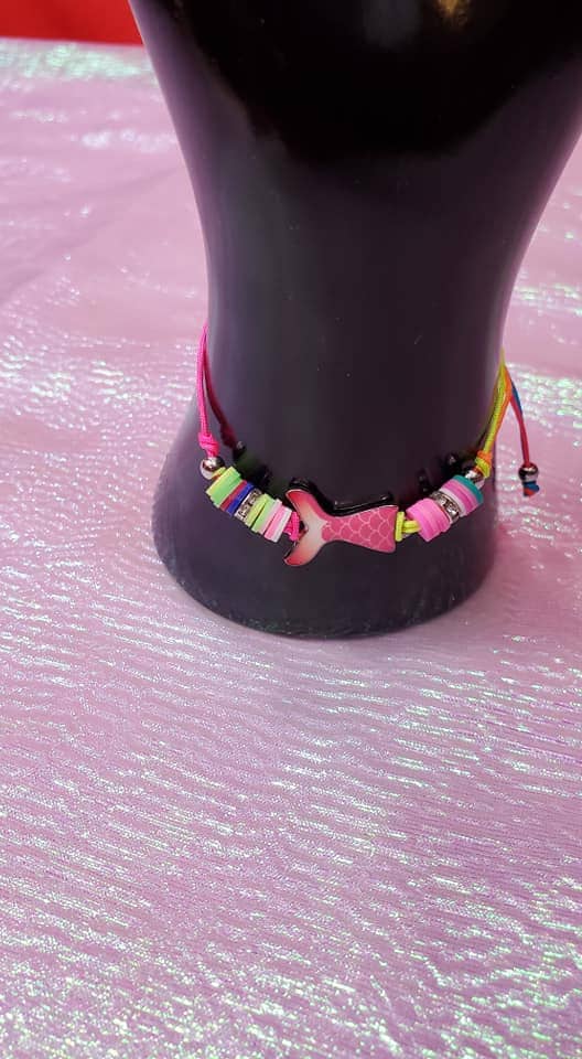 Adjustable Colorful Animal Beaded Bracelet!