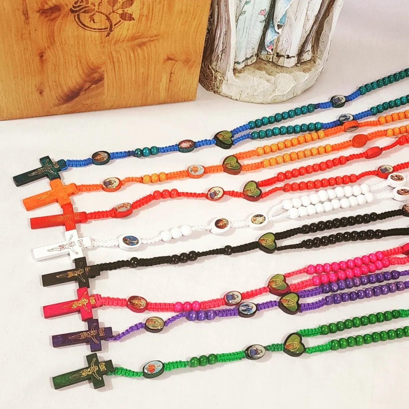 Beaded Rosary/Rosario